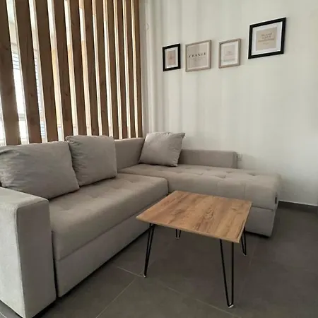 Win 1 شقة سكوبجي